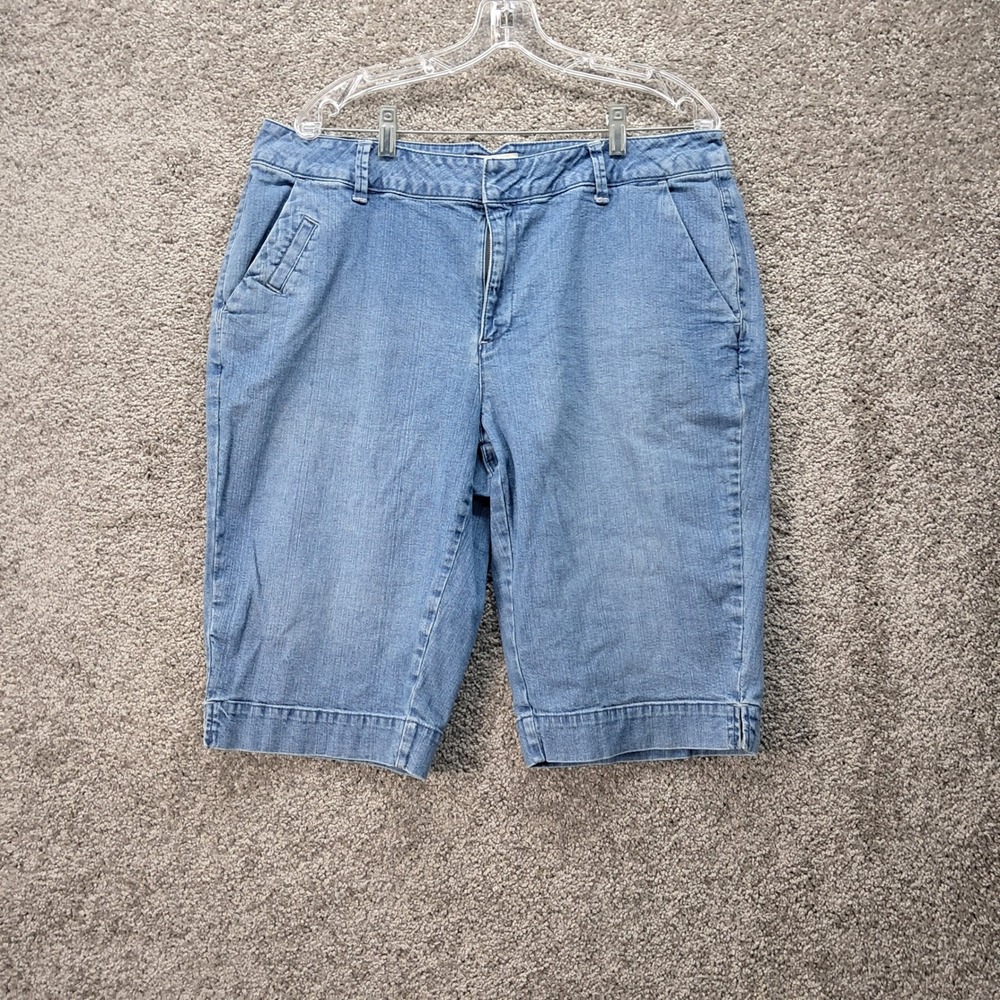 St Johns Bay Woman Blue Denim Bermuda Shorts Plus Size 18W Stretch Light Wash
